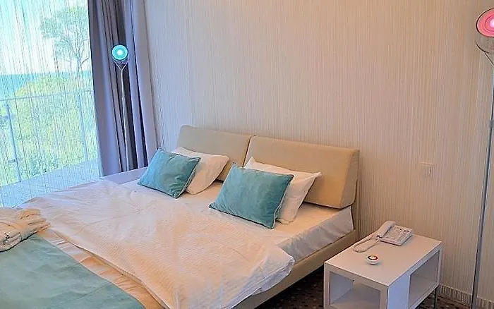 Ultra Marine By Zdrojowa