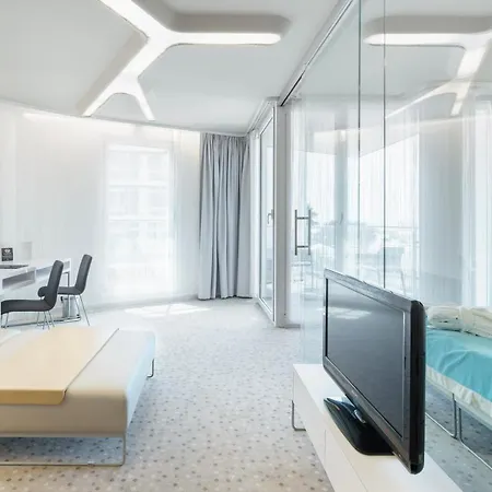 Ośrodek wypoczynkowy Ultra Marine By Zdrojowa 5*